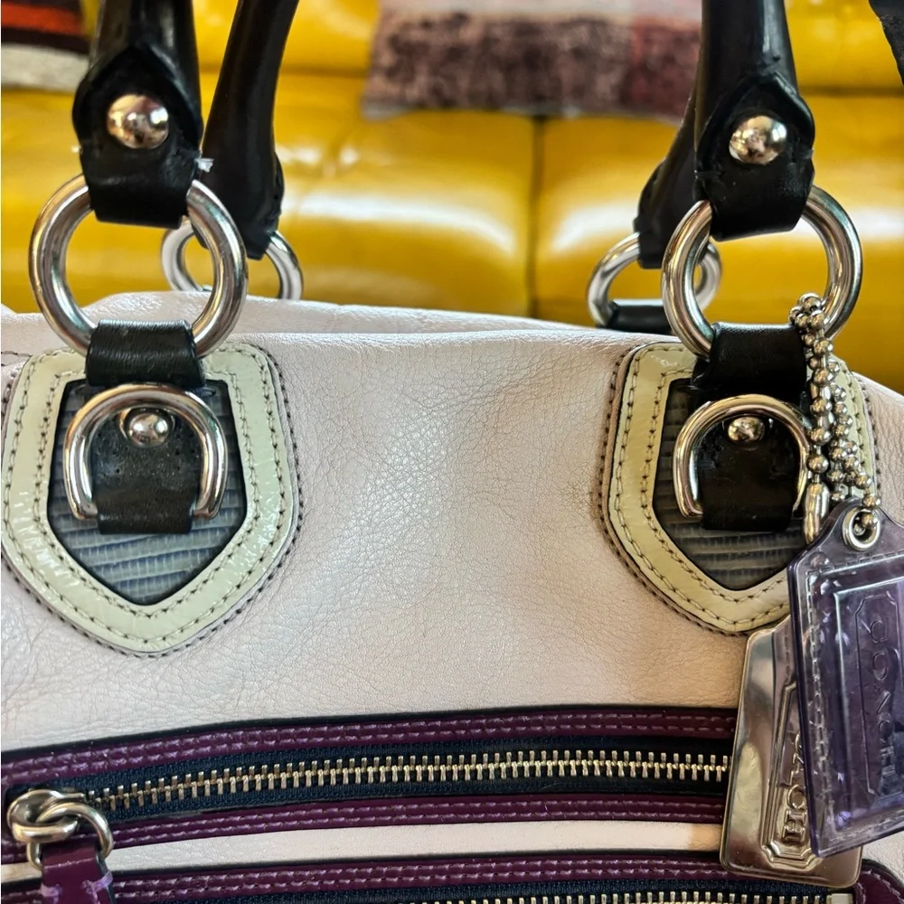 Vintage Coach Madison Sabrina Satchel in Dusty Rose - Excellent Condition - Picture 3 of 17